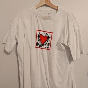 UNIQLO UT Keith Haring Heart Graphic Tee - White & Red